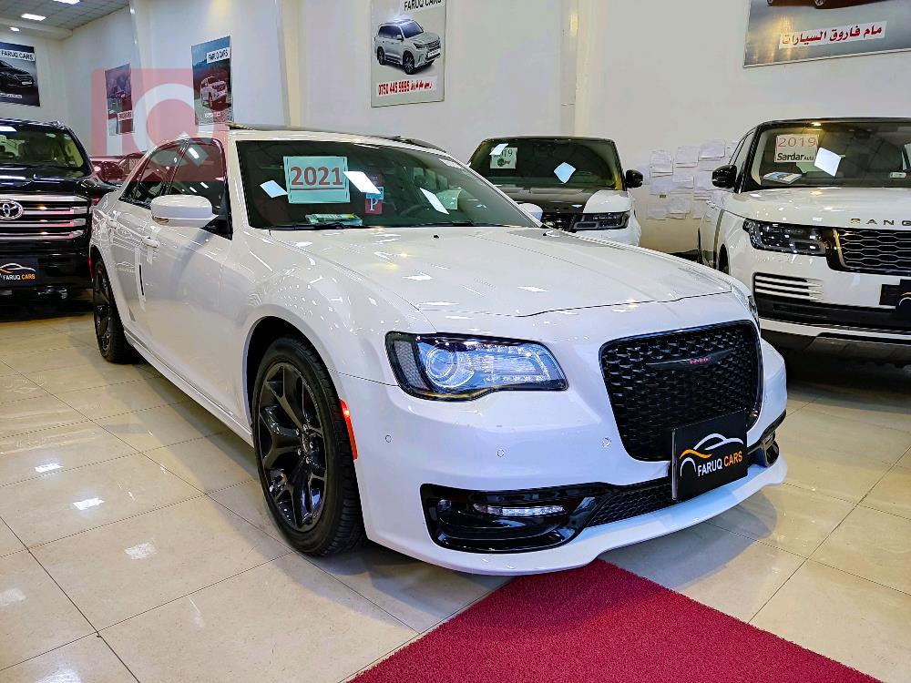 كرايسلر 300